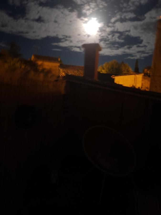 Chambre D'Hote La Petite Maison Du Puits Bollene Bagian luar foto